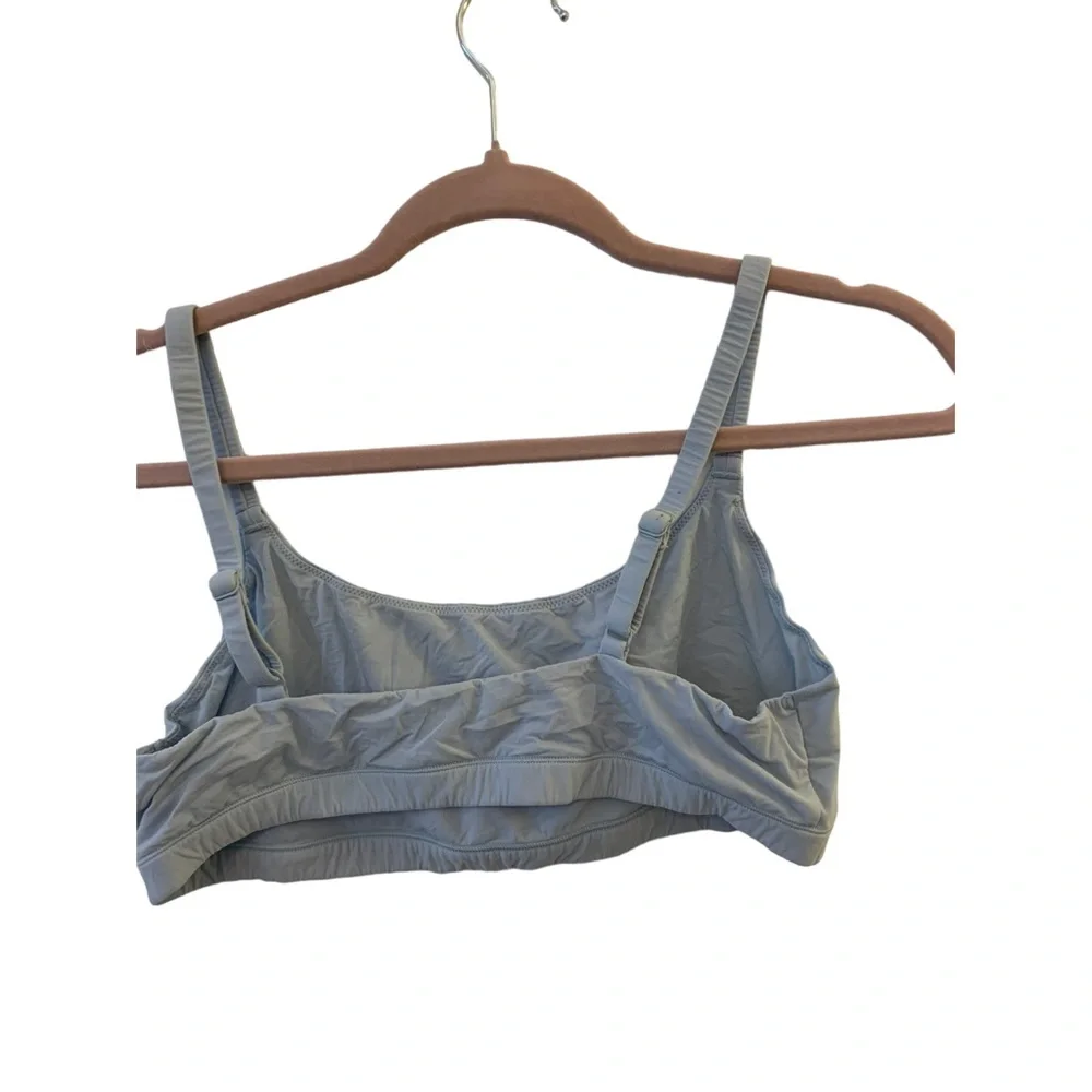 Skims Light Blue Bra - Picture 4 of 5